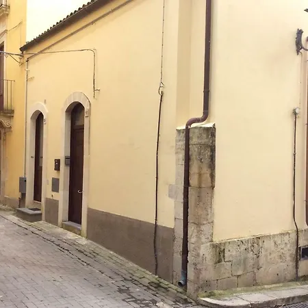 La Mansarda Iblea Tatil Evi