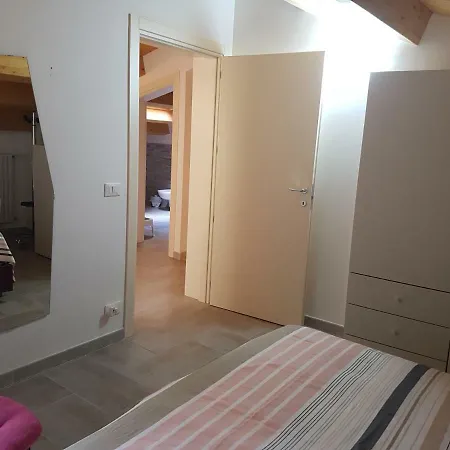 Tatil Evi La Mansarda Iblea *